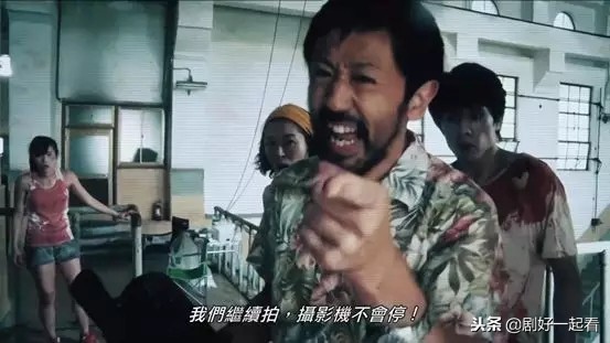 拍丧尸电影演员被吓到,拍丧尸片演员被吓