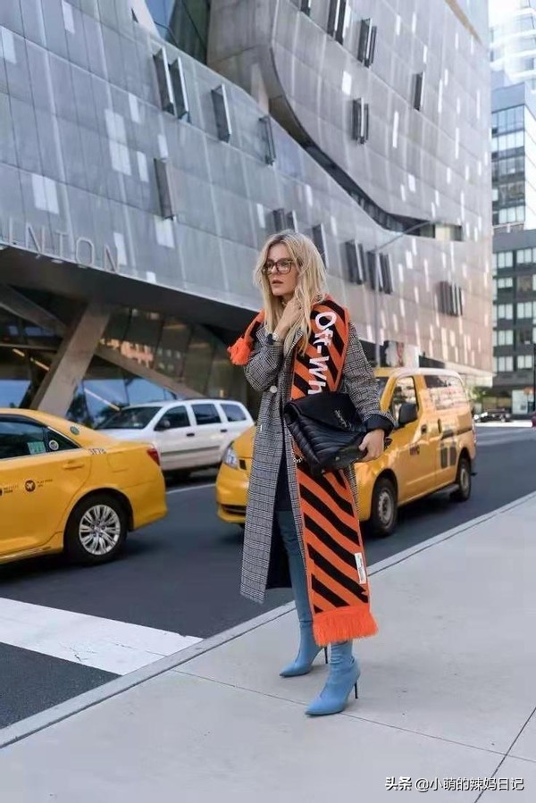 围巾比较长的戴法,戴围巾脖子瘆得慌咋整