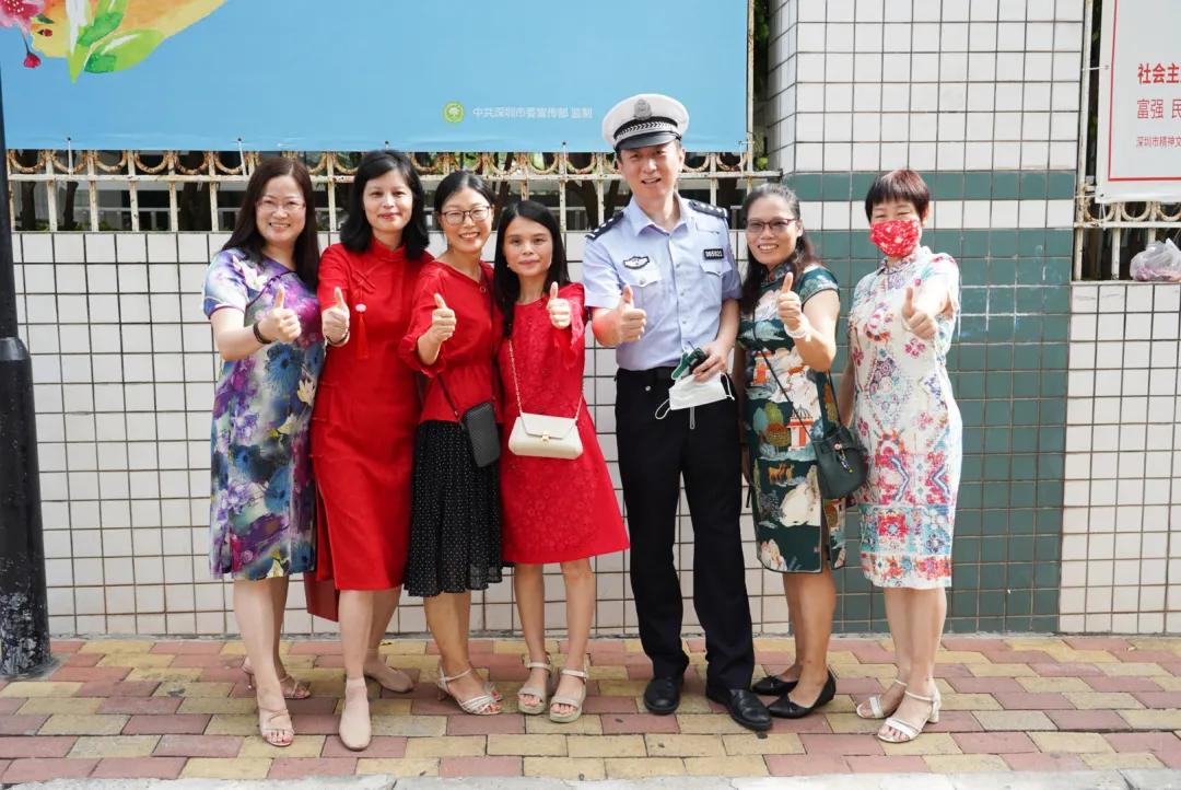 萌娃、萌宠纷纷抢镜！今年高考作文，深圳学生躺赢？