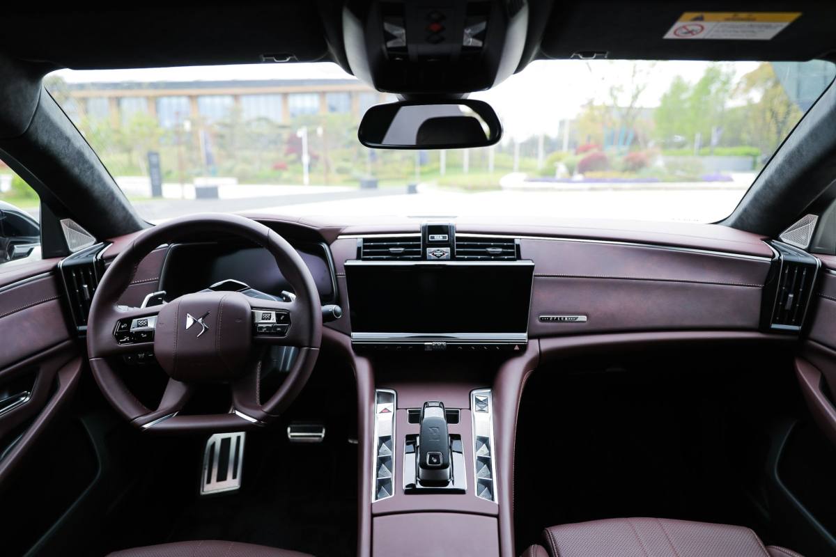 试驾DS9，这辆“中国最贵的法国豪车”你会买单吗？