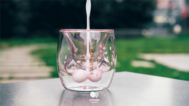 一个杯子卖高价,一个杯子天价