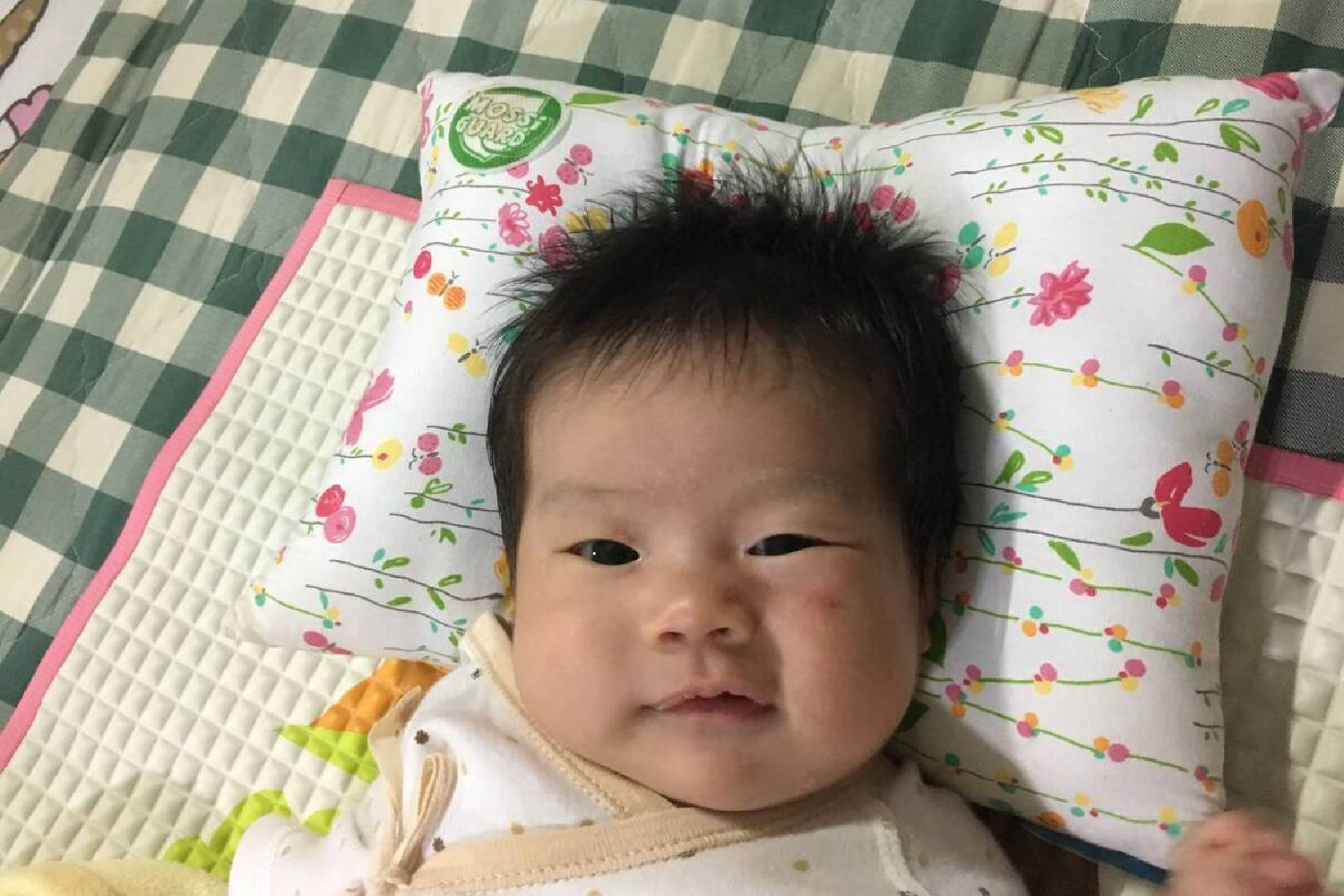 宝宝多大必须得枕枕头,多大的宝宝可以靠枕头