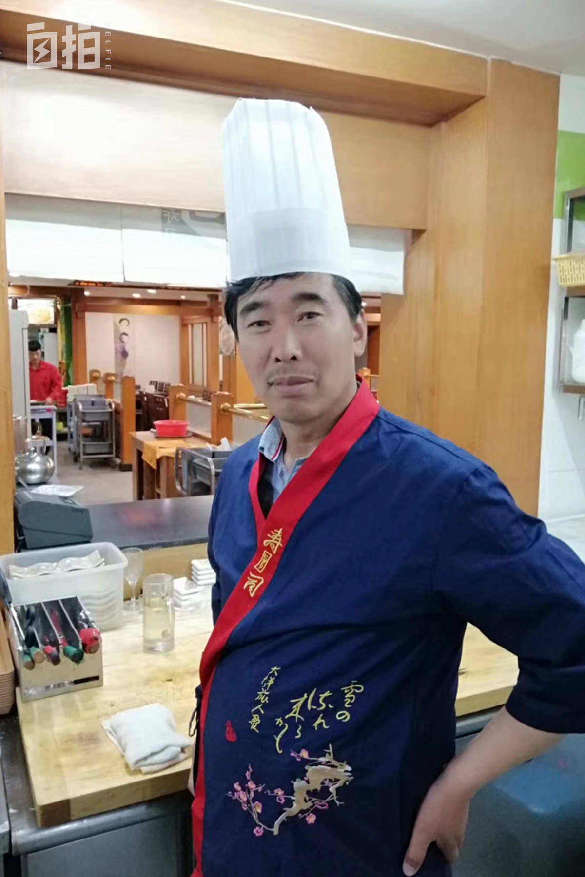 我，东北开过砖厂，巴黎刷过盘子，58岁再转型，从厨师变成摄影师