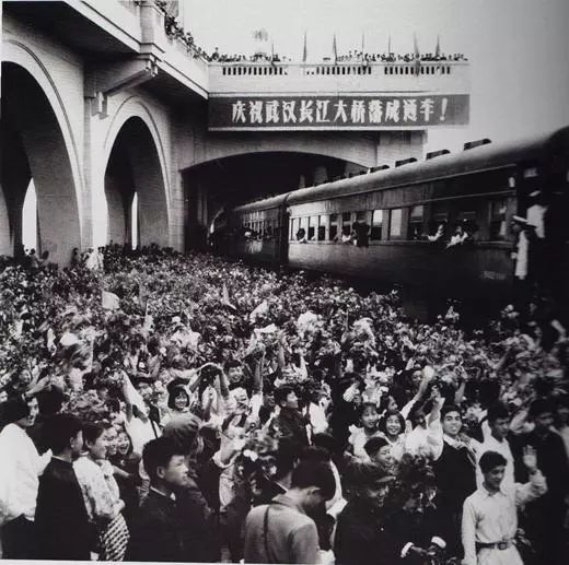 武汉的造桥水平,武汉造桥的视频