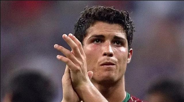 梅西c罗落泪卡卡,梅西c罗感人瞬间