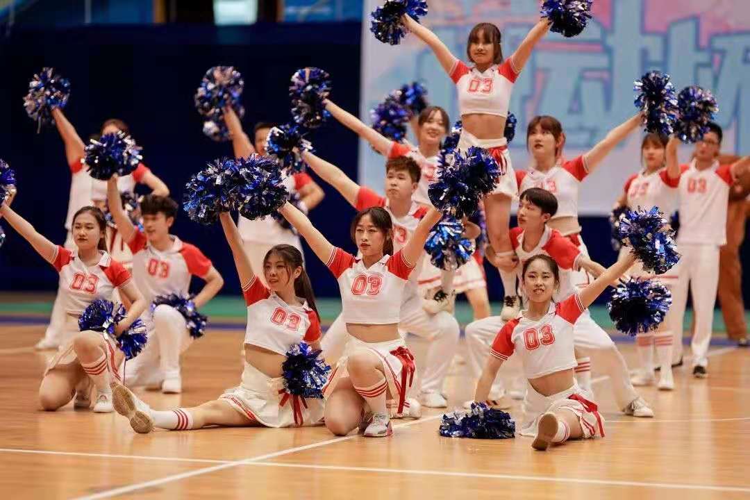 五月动起来图片,五月动起来舞蹈视频