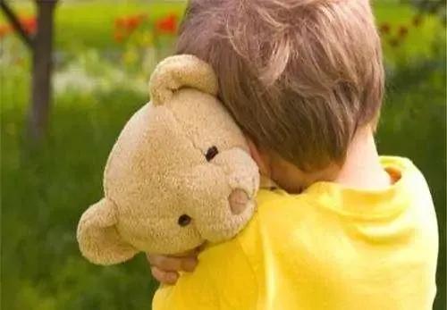 为何某些男人有偷女人*裤内**的癖好？心理学家：并非男人的专利