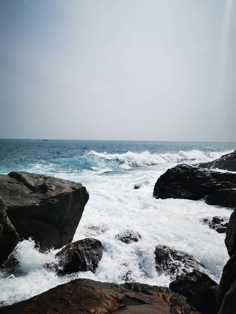 三亚冲浪旅行攻略,去三亚旅游看海
