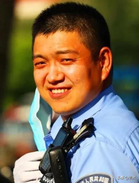 心疼！高温下，齐齐哈尔这群人的脸烤“焦”了