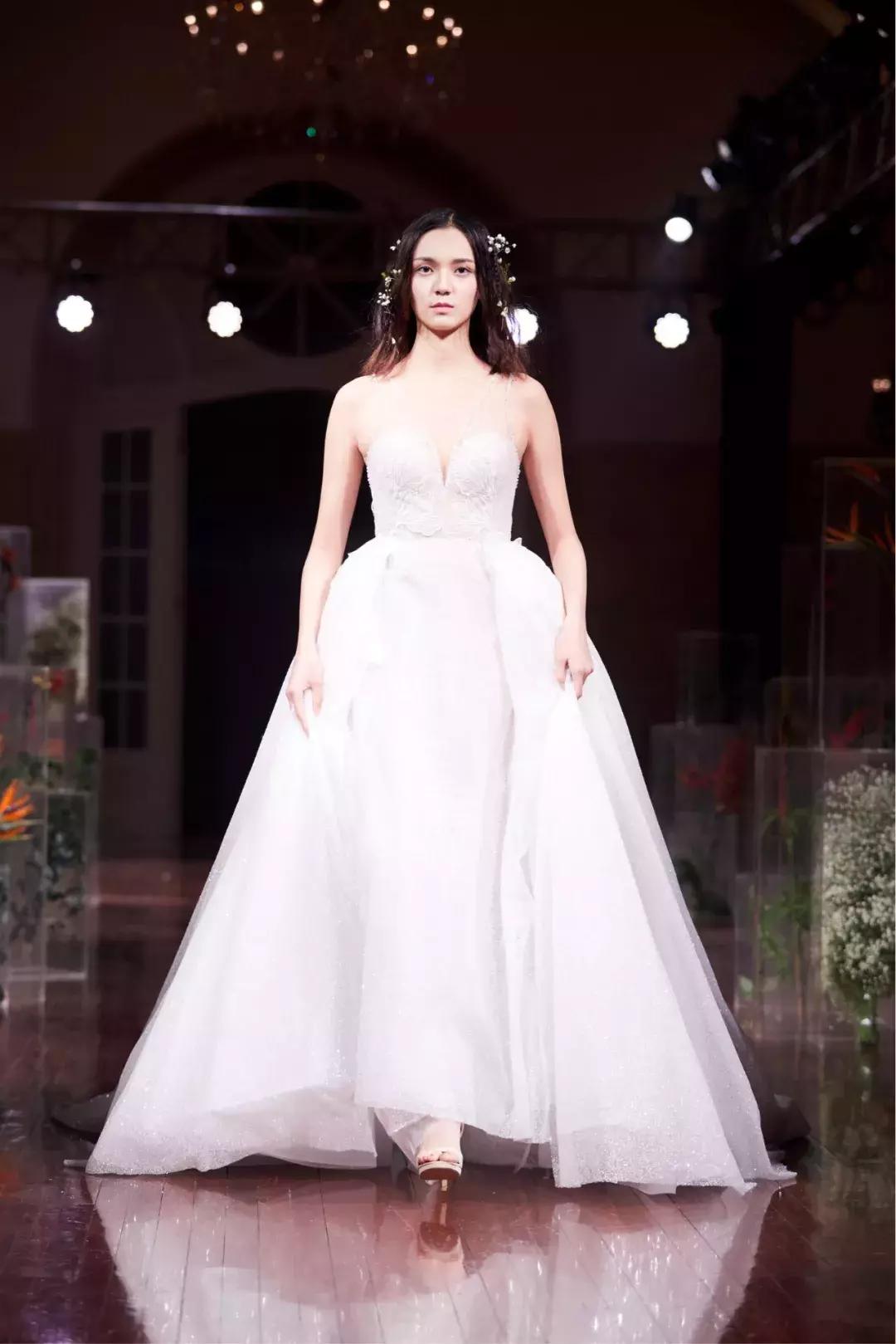 婚纱秀2020,婚纱秀2021秋冬