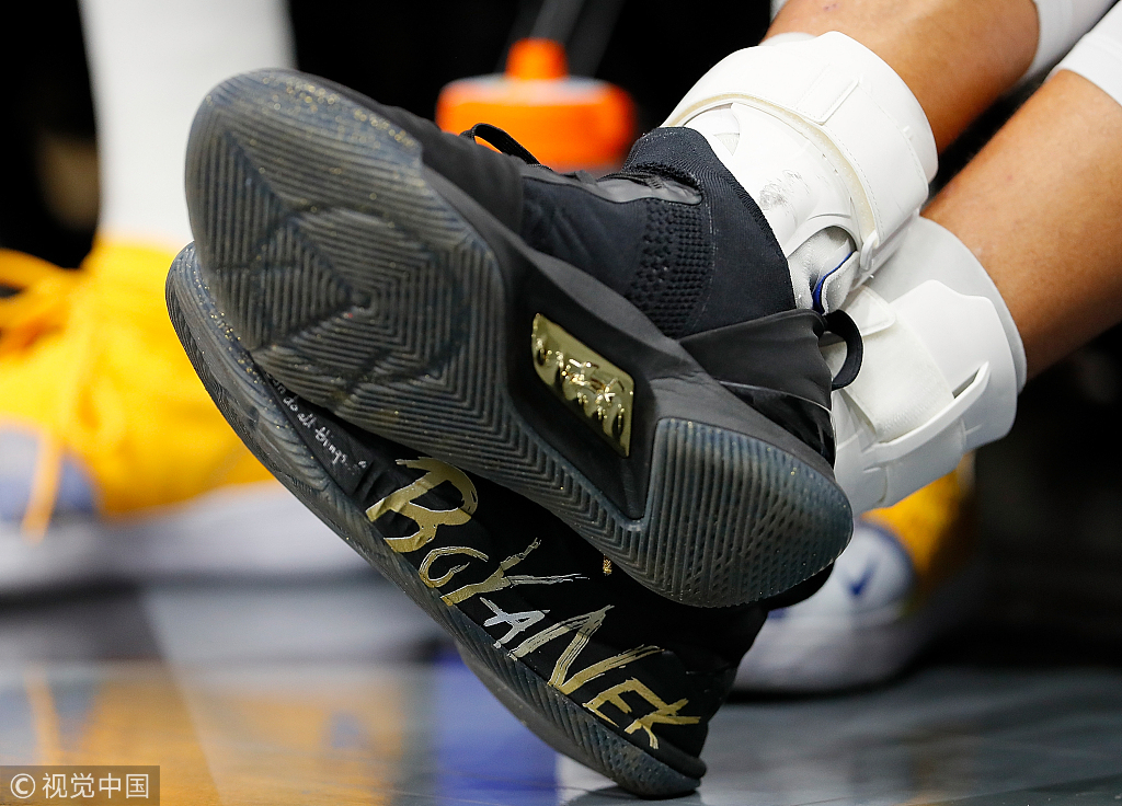 NBA今日球鞋精选:新配色UACurry5来了!库里穿它致敬老爹