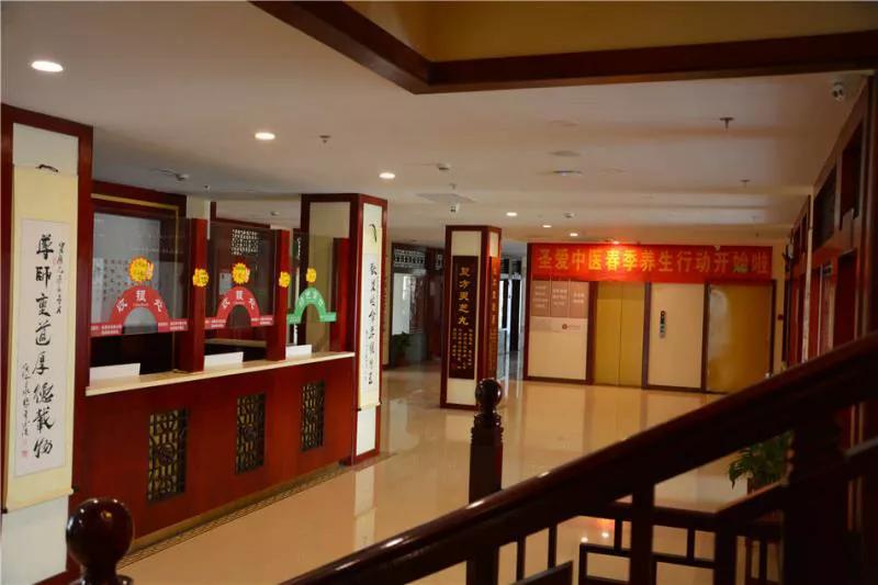 开中医养生馆加盟店创业有何前景,养生馆加盟创业新手入门