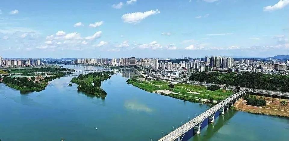 南充爆炸最新消息,四川南充煤气爆炸新闻