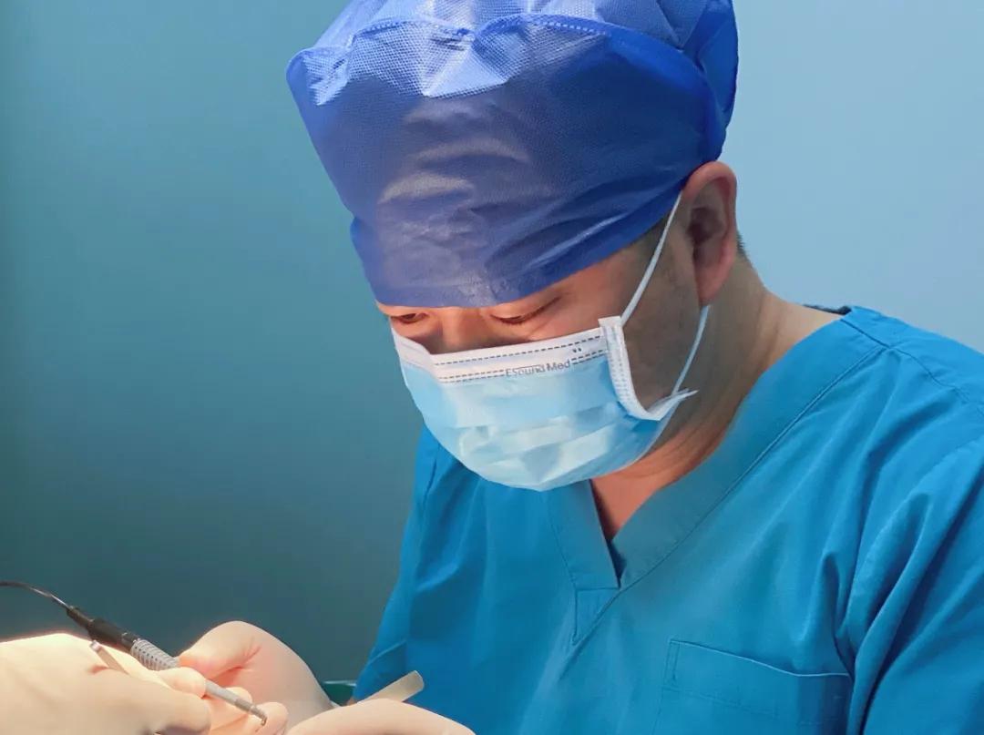 「走进大兴的军大人」赵辉:想做“摘桃子”的整形人