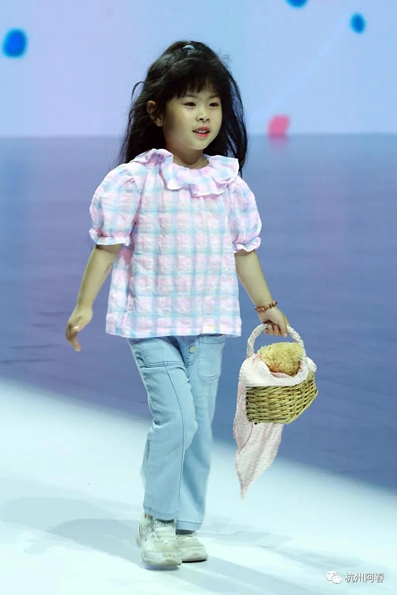 国际时尚周巴黎,时装周秀场