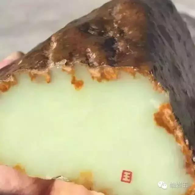 岫岩玉的现状及收藏价值,岫岩玉的收藏价值有哪些