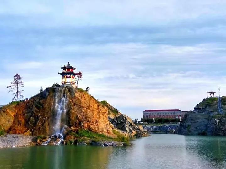 辽宁省普通高等院校（二十二）渤海大学