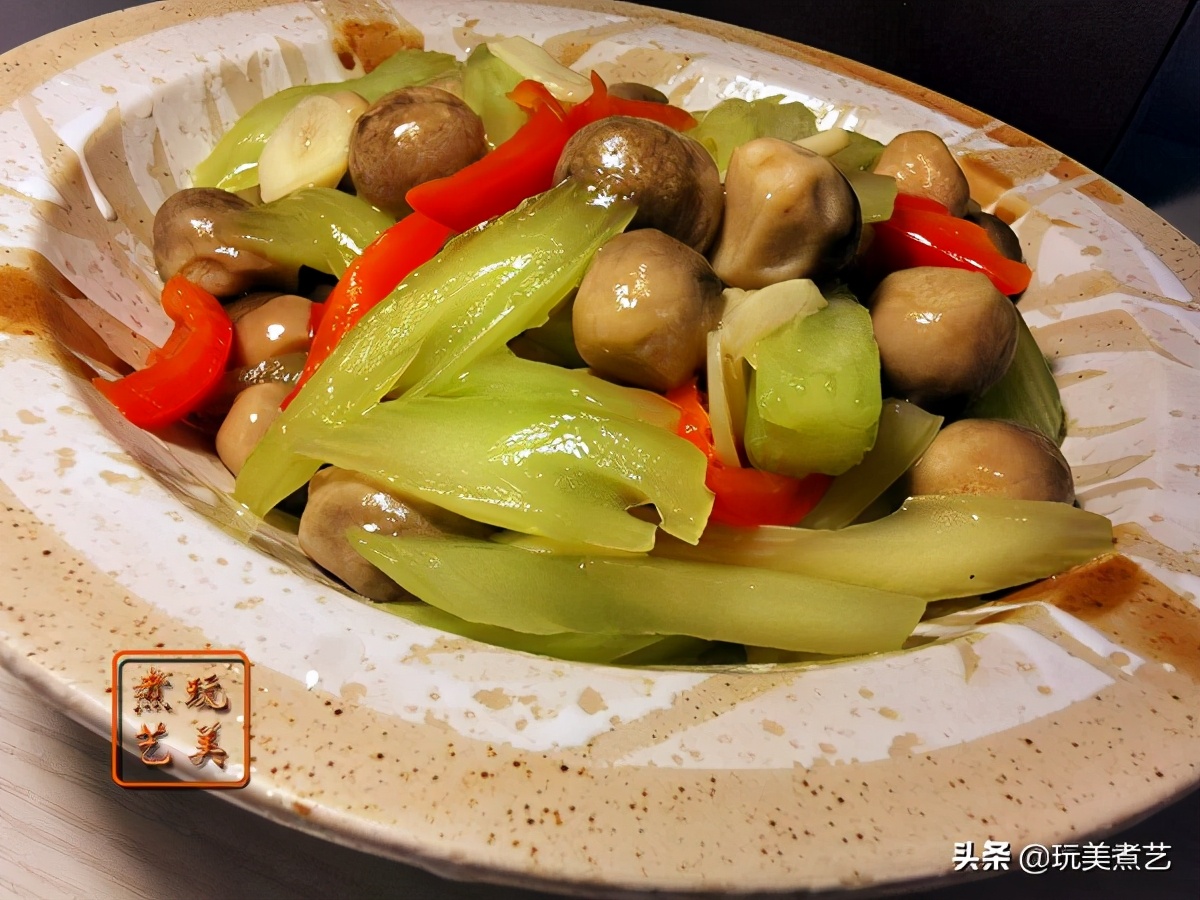 买回来的草菇怎样处理,买的草菇