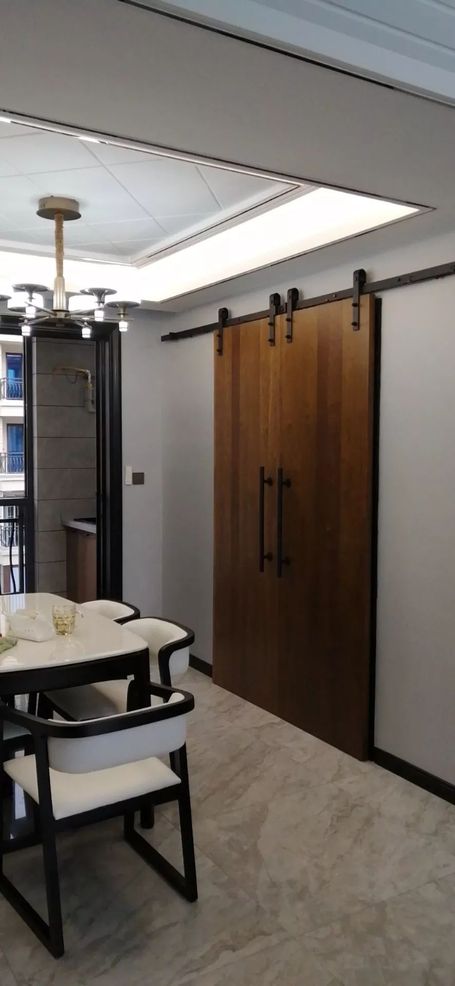 门怎么选择好看又实用木门,装修木门注意事项