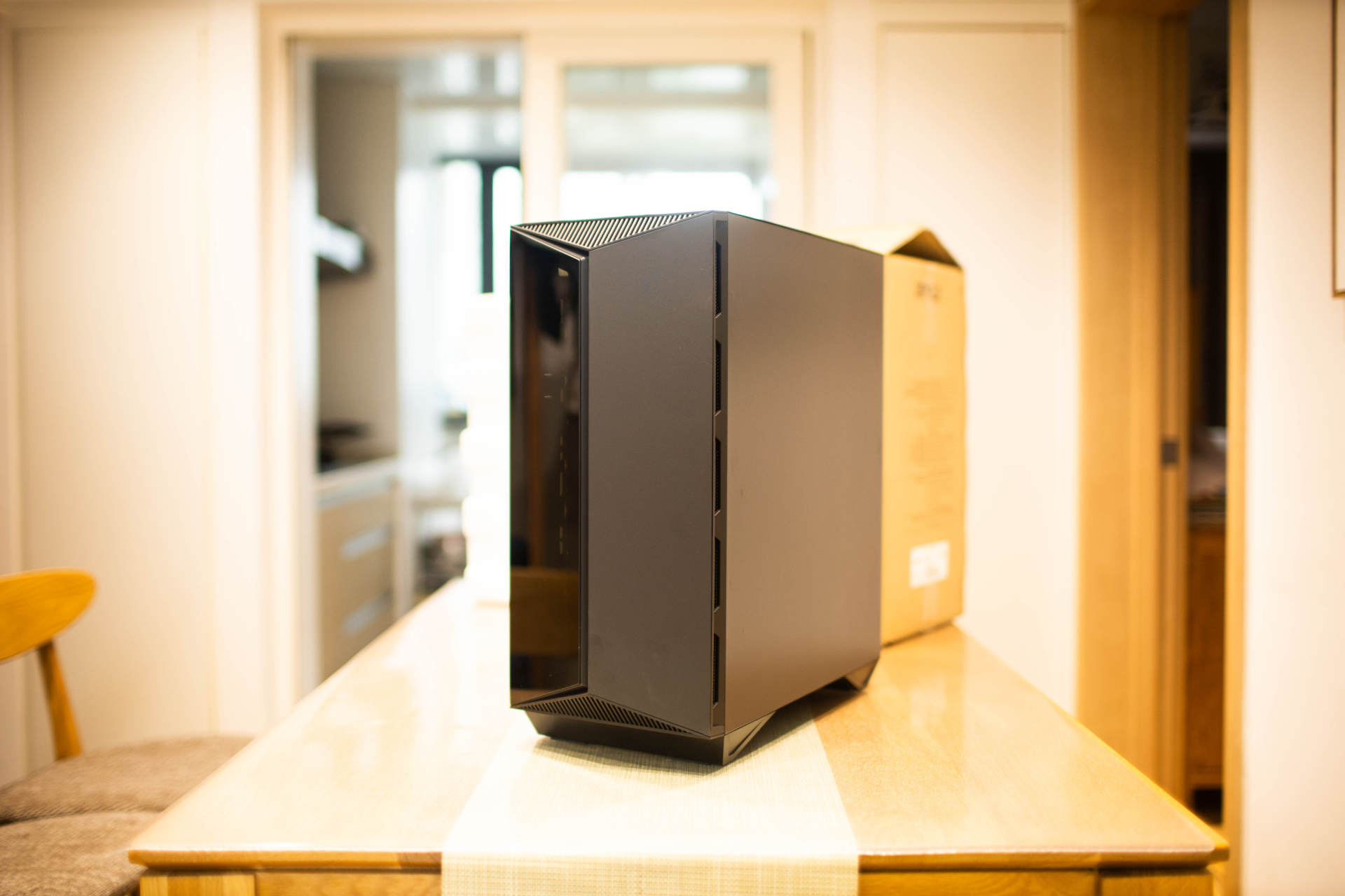 微星氪金枪二代可以装风冷吗,微星氪金枪机箱前面可以拆吗