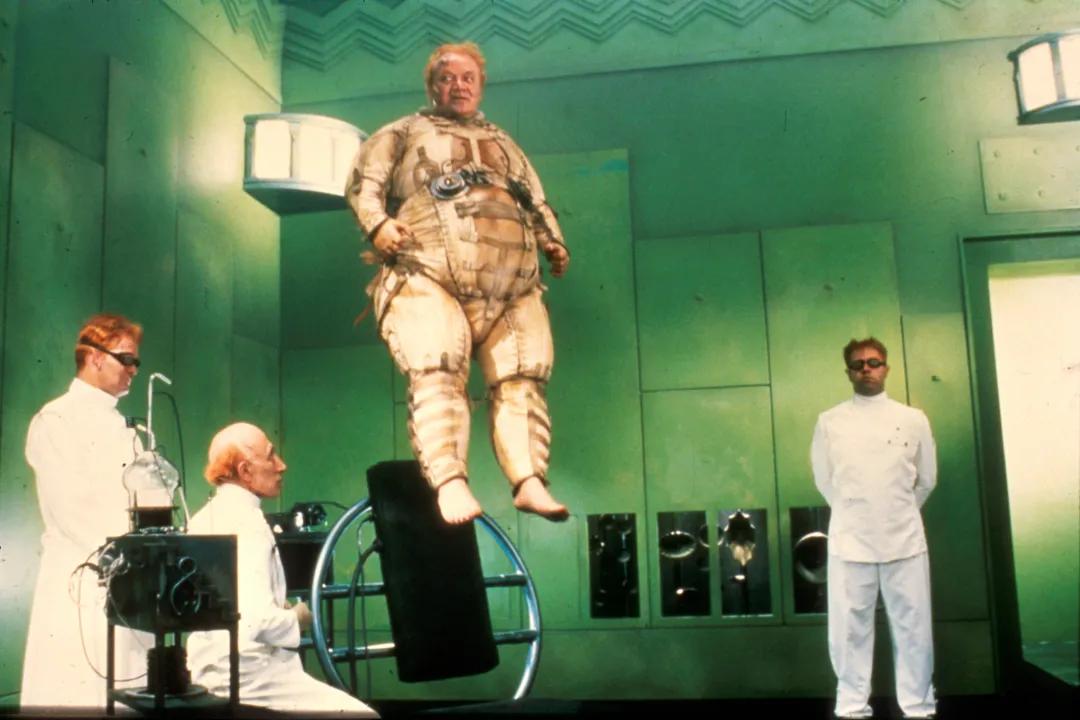 沙漠高级感走秀,沙漠走秀