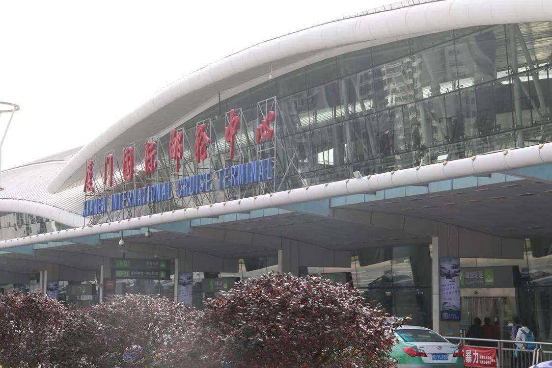 去鼓浪屿要去东渡还是轮渡 (东渡邮轮码头有去鼓浪屿的船票吗)