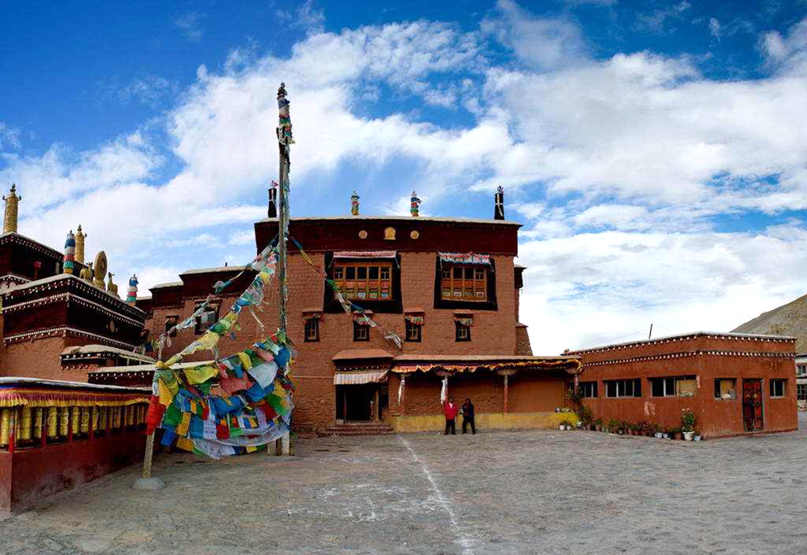 孔雀服饰的历史,孔雀服饰有哪些