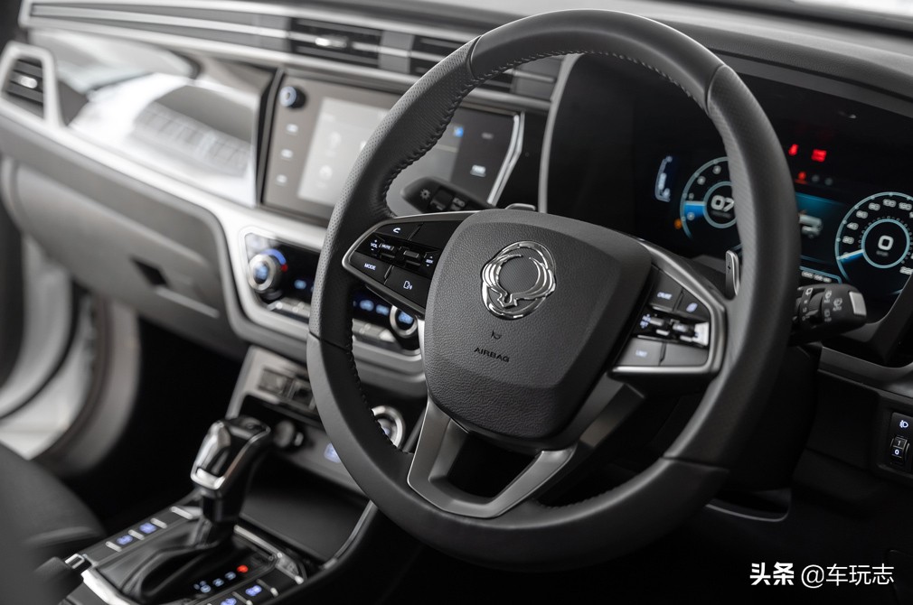 进口双龙柯兰多 (双龙柯兰多korando二代车型)