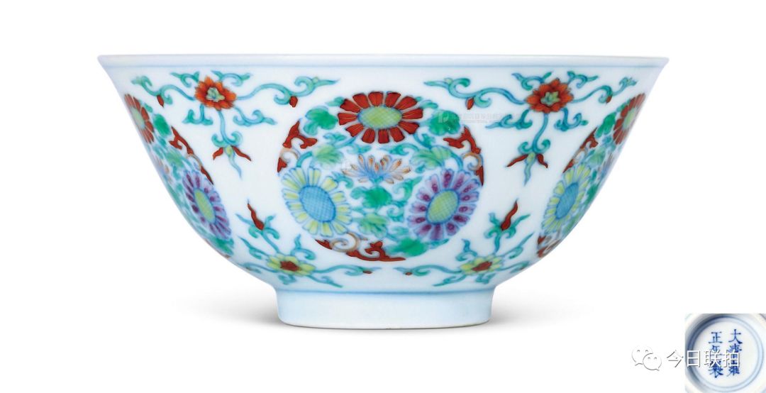 顶级官窑粉青釉,粉青釉镂空瓷器内部图片大全