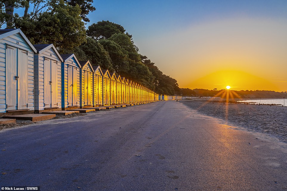 一个海边的民宿值多少钱,英国最好的海滩