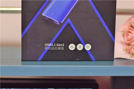 朗科zslim移动固态硬盘,nvme高速固态硬盘推荐