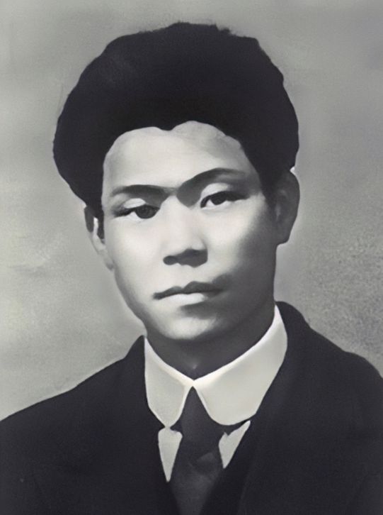 秋瑾是中国第一位女共产党员吗,秋瑾第一位党员