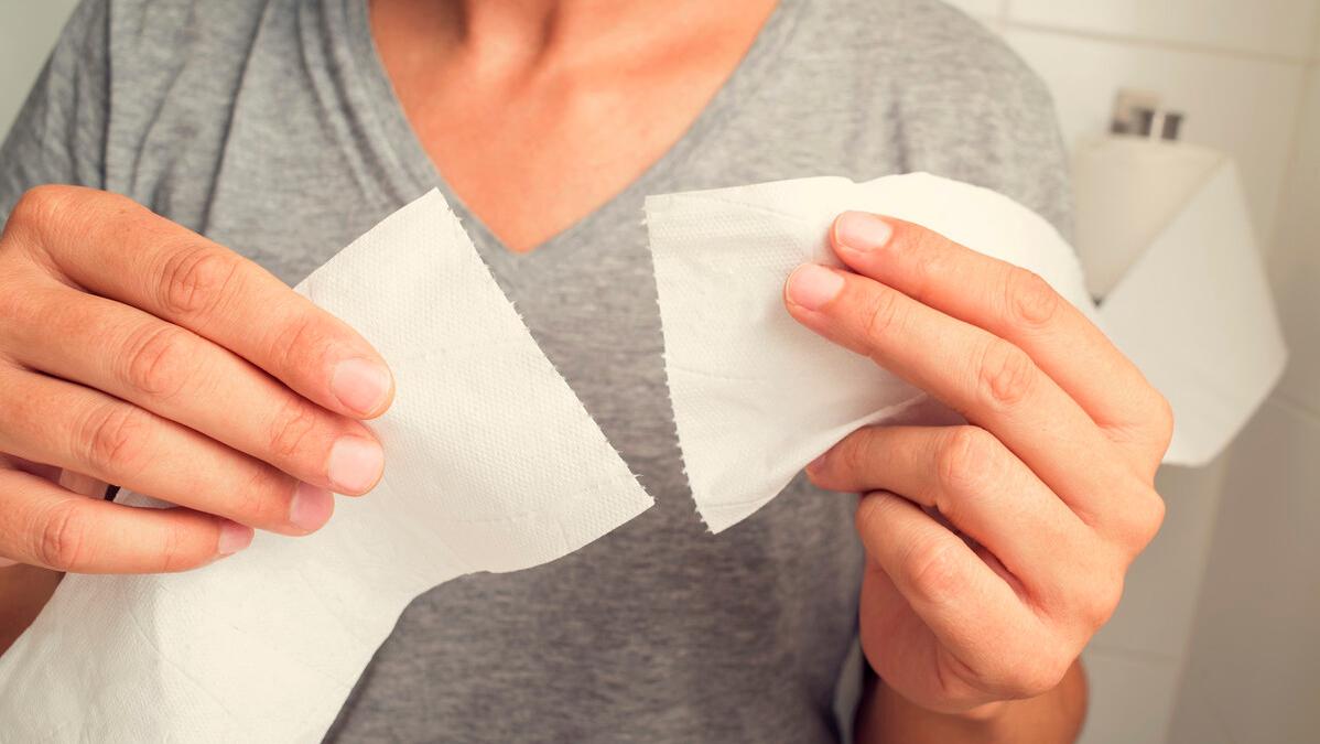 痔疮初期患者请注意，不疼不痒别大意，小心这些问题找上你