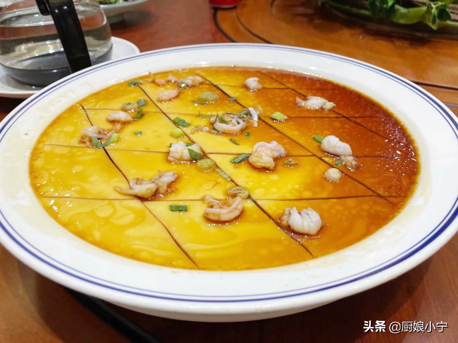 龙抬头，两个侄子过生日，1桌饭菜花880，弟妹不高兴了