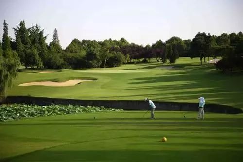 世警会赛程表,世警会比赛首日