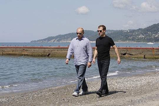 苏联解体后，美国想进一步肢解俄罗斯，28年了为何没有成功？