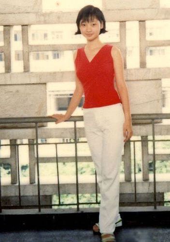 柳岩为什么那么有女人味,柳岩这么迷人为什么就是不红呢