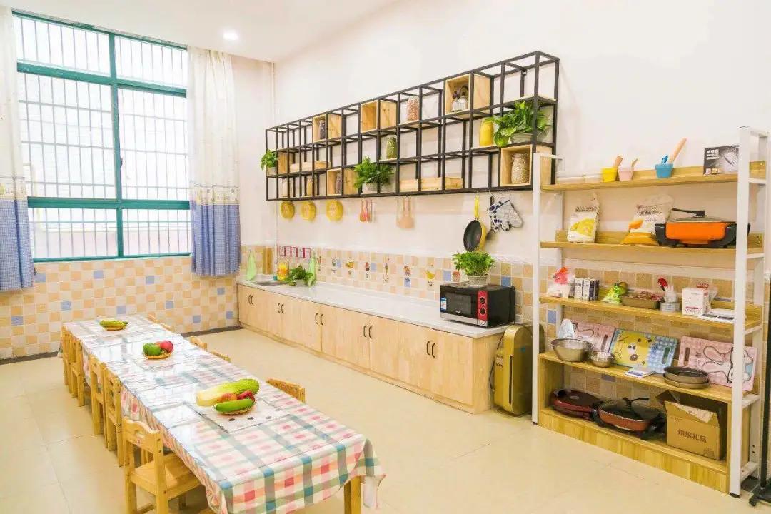 爱与美食不可辜负之繁忙蜜蜂幼儿园、超高的性价比、乐园式环境！