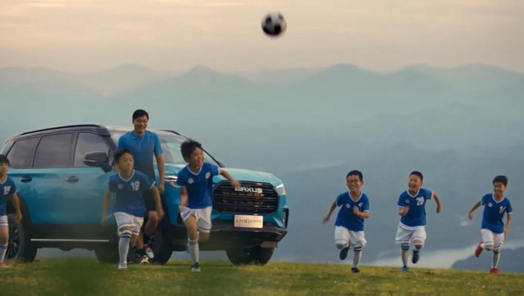 亚洲足球先生又上热搜了：我要越活越野