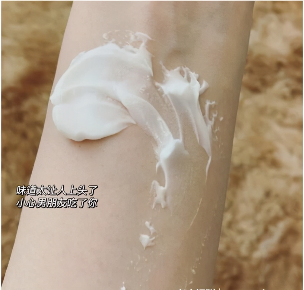 伊丽莎白雅顿白茶身体乳含蜂蜜吗,伊丽莎白雅顿身体乳白茶香橙