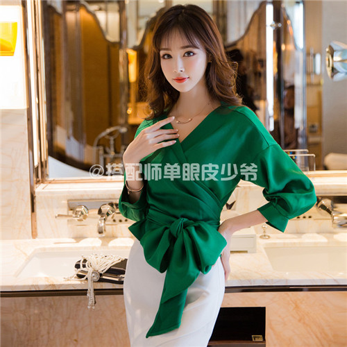 平胸怎么穿显大,平胸单眼皮