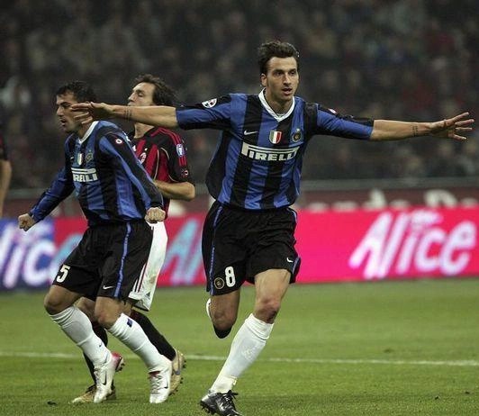 足球火星撞地球,火星撞地球足球超燃比赛