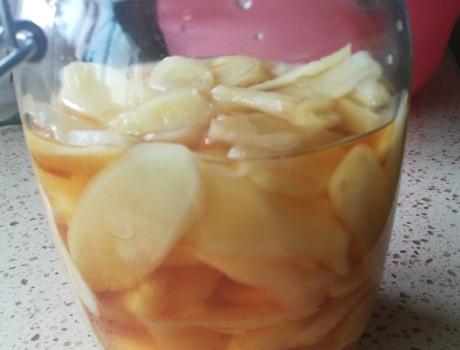 醋泡姜生姜需要蒸一下吗,醋泡姜的最简单直接泡法