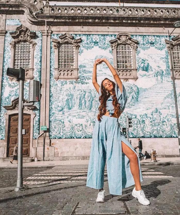 小白鞋如何穿搭才能避免平庸,小白鞋真有那么好么