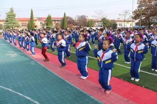 韵律操阳光大课间,凉州区东关小学阳光大课间韵律操
