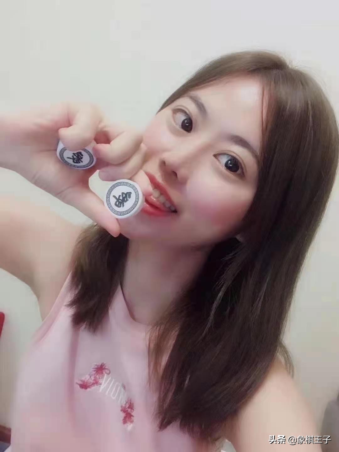 棋坛大事,象棋大师梁妍婷简历视频