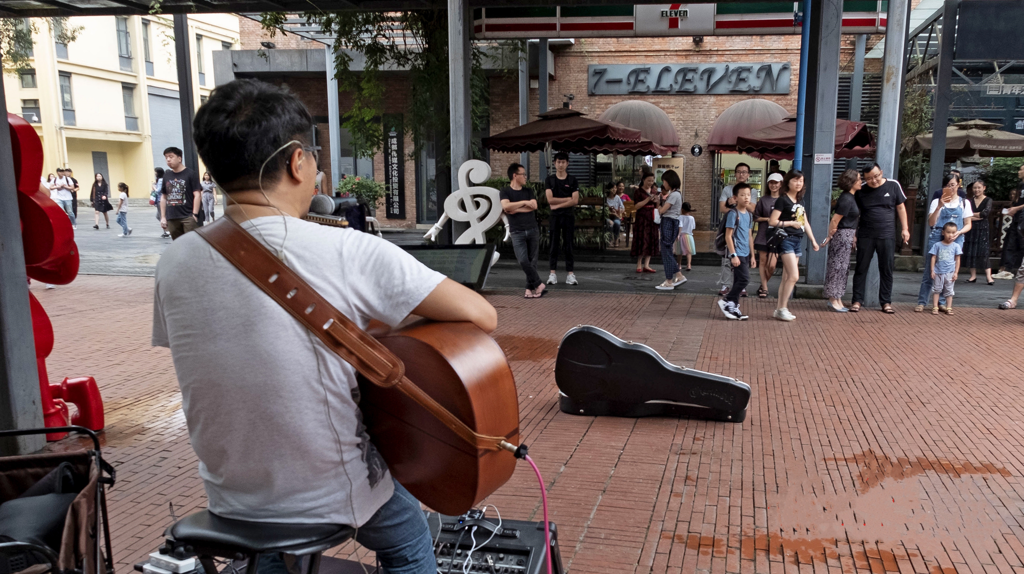 “白手起家”的成都是如何跻身全国八大重点工业城市？