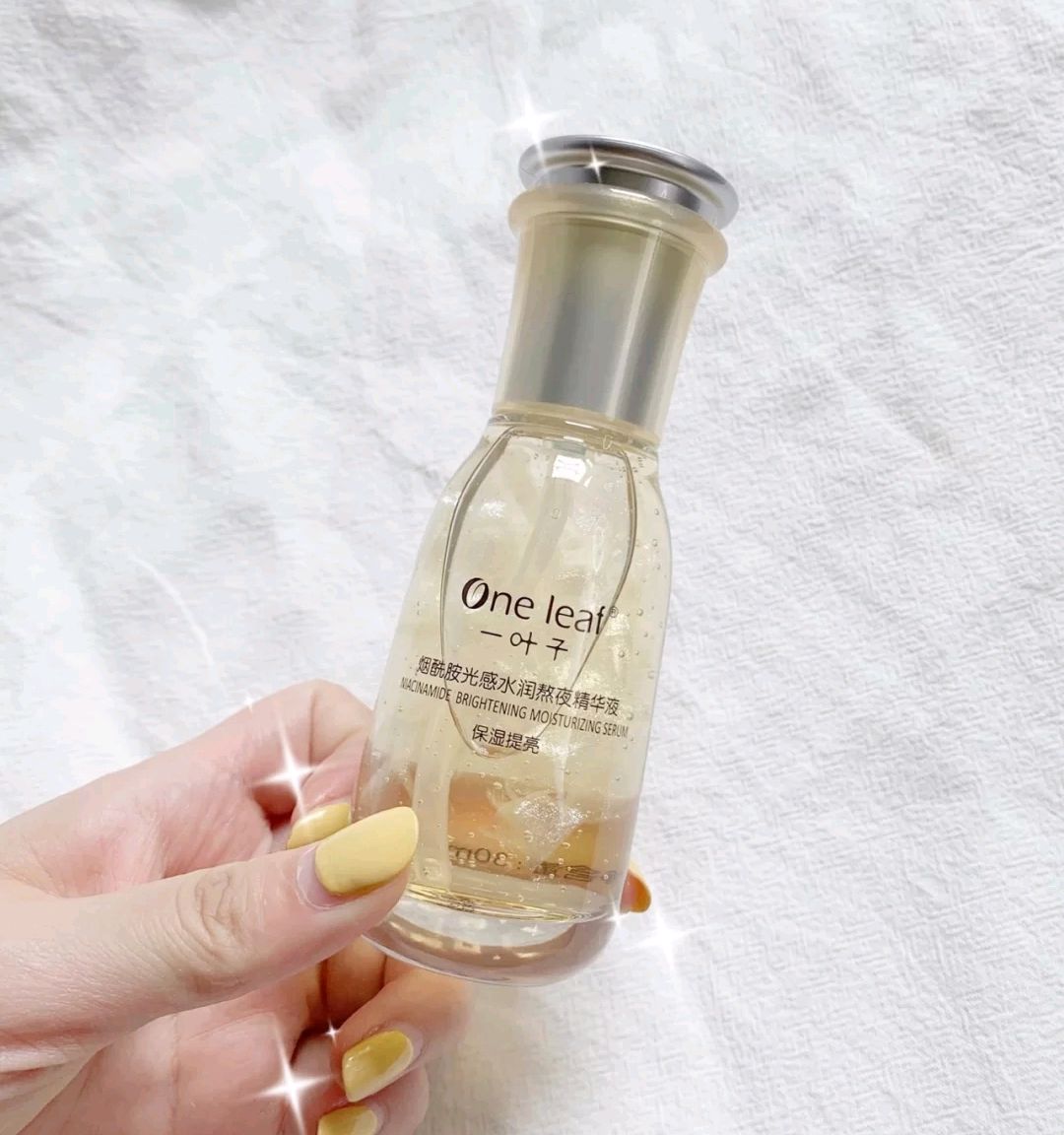 夏季清爽保湿型精华液：黛珂小紫瓶干爽细腻，韩束红胶囊便宜好用