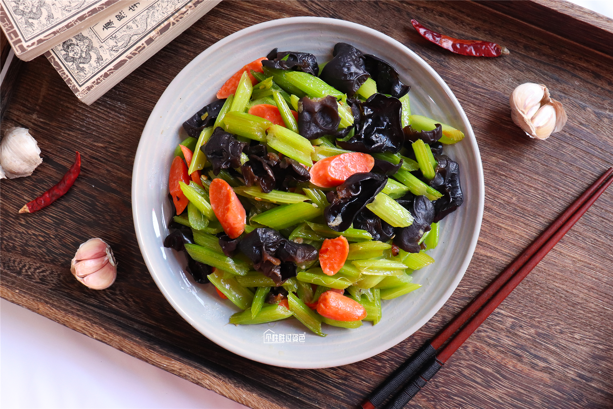 午餐后犯困吃什么食物,节后综合症美食来弥补