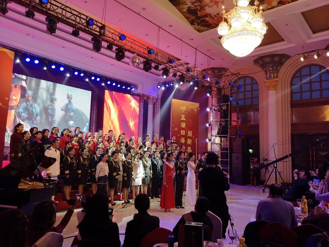 这群自主择业的战友，自主办了一场春晚